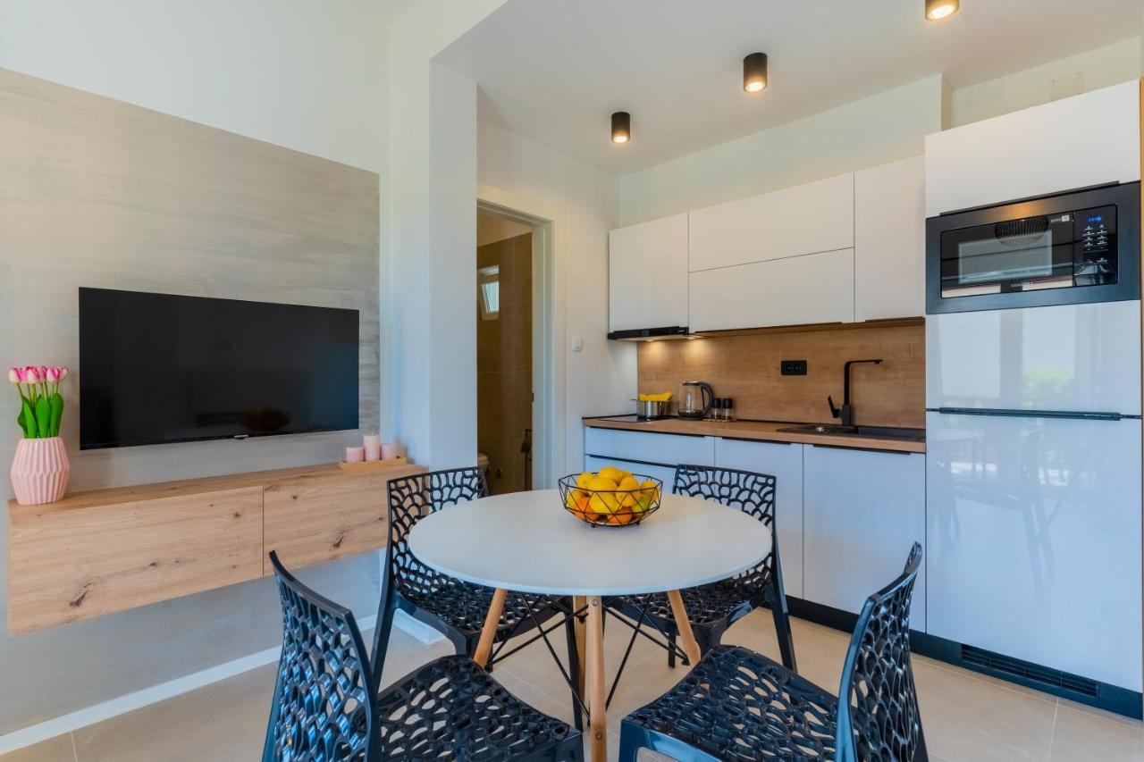 Apartments Ivanka كريس المظهر الخارجي الصورة