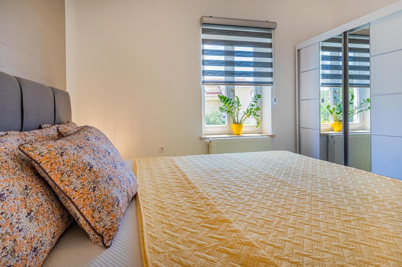 Apartments Ivanka كريس المظهر الخارجي الصورة