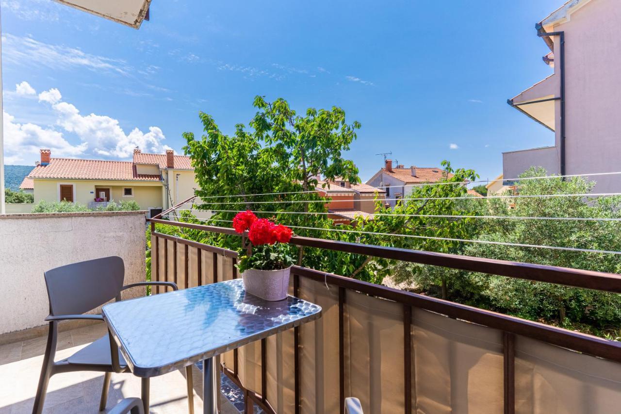 Apartments Ivanka كريس المظهر الخارجي الصورة